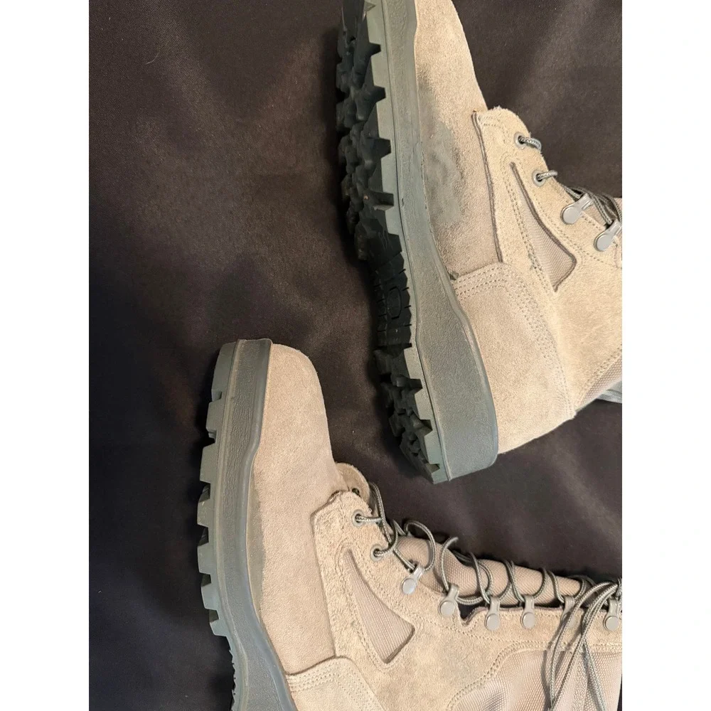 Wellco Air Force TW Sage Green Military Combat Boots 9.5 W 81040F004 Mens